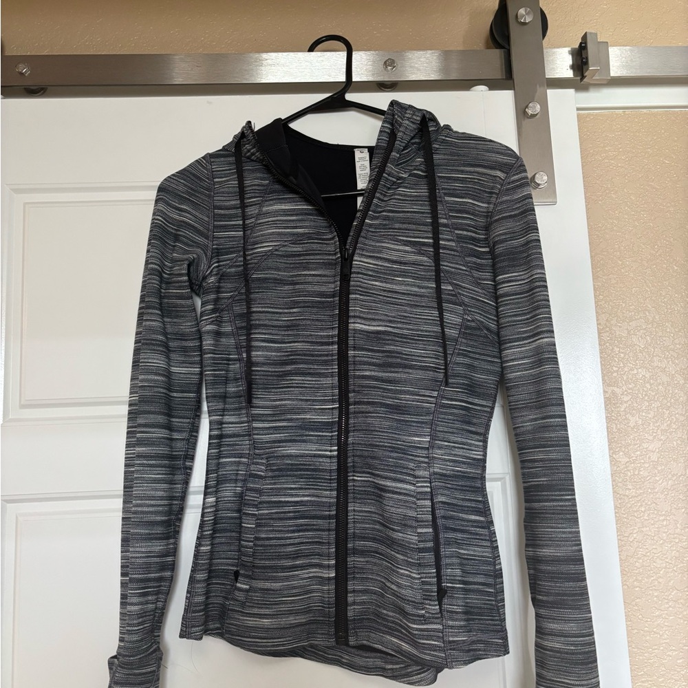 Lululemon gray/navy zip up jacket